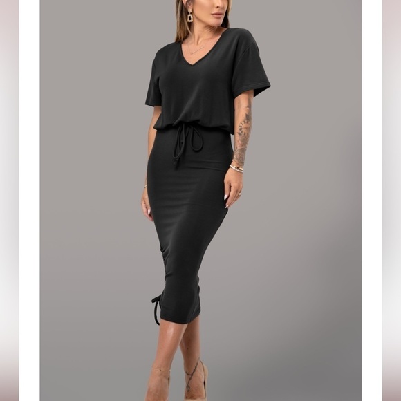 By Egreis Dresses & Skirts - Byegreis Jacey Dress in Black Size Large.